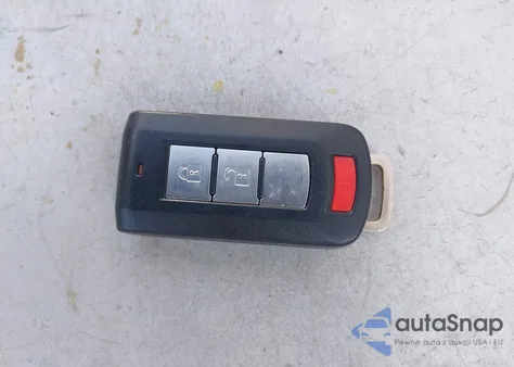 2013 Mitsubishi Outlander Se z USA, uszkodzony, nr VIN JA4JT3AWXDU019597